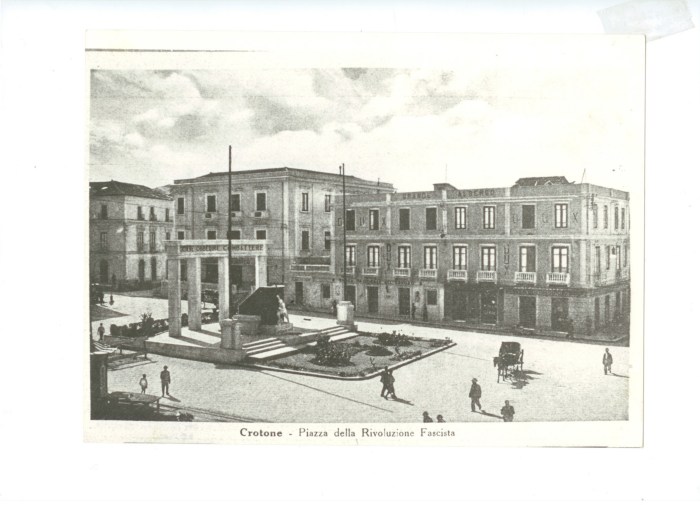 Crotone durante il periodo fascita