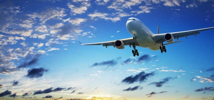 grande-aereo-in-volo-1200x565